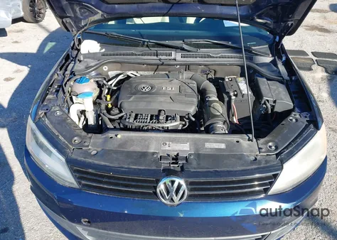 2014 Volkswagen Jetta 1.8T Se z USA, uszkodzony, nr VIN 3VWD07AJ2EM392837